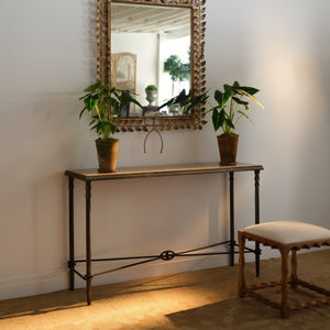 Scallop Stool
