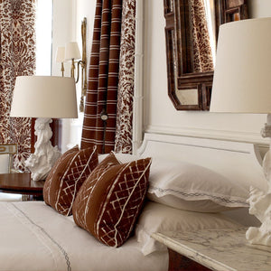 Roche Shell Table Lamp