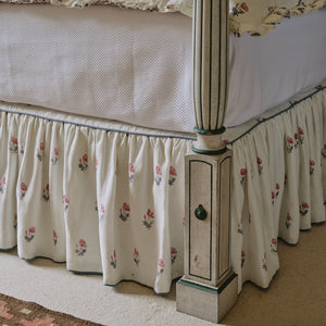 Garrick Four Poster Bed | CG