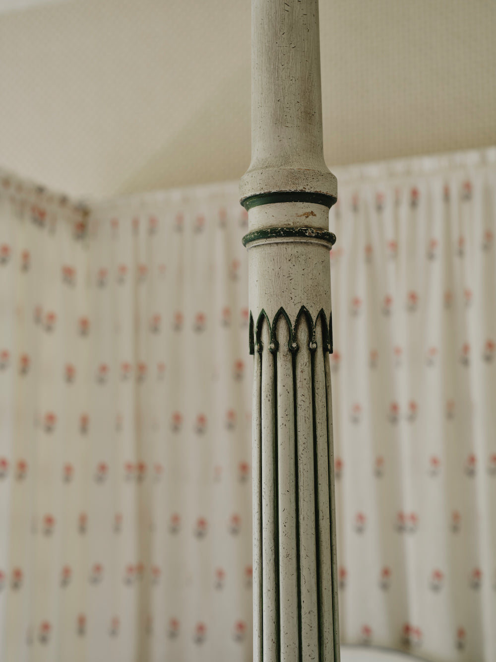 Garrick Four Poster Bed | CG
