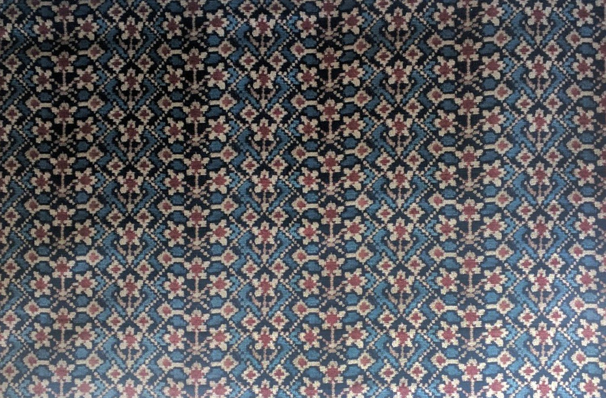 Almaty Velvet | CI - Red/Blue