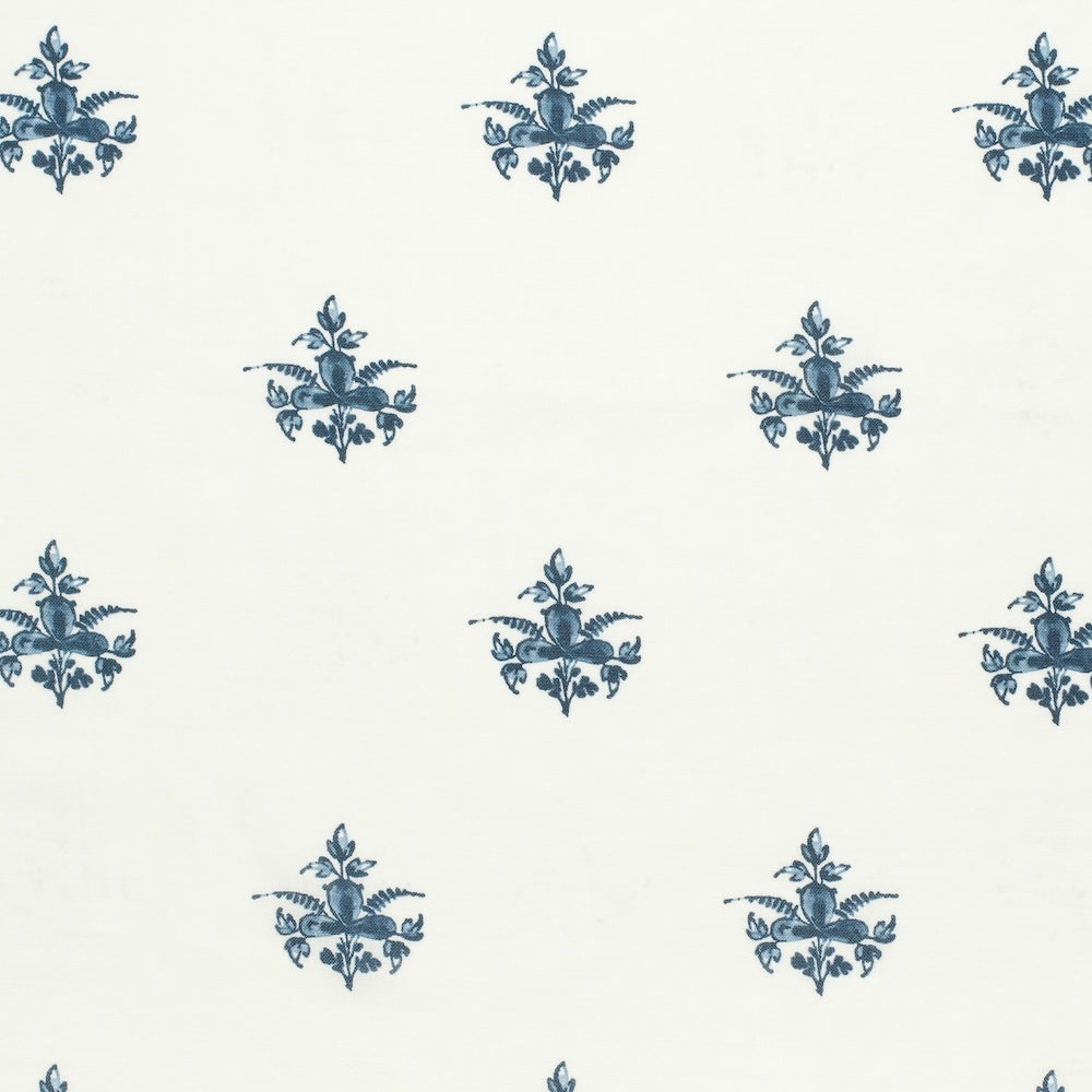 Trifolium Clover | IN - Midnight on Ivory