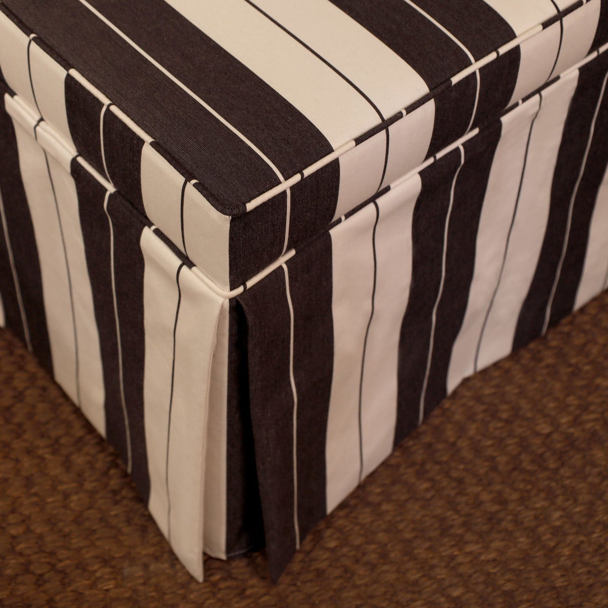 Bagatelle Stool