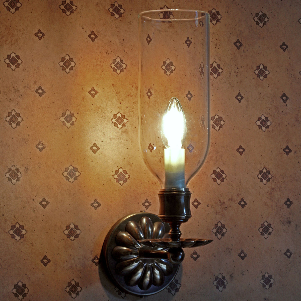 Osiris Wall Light