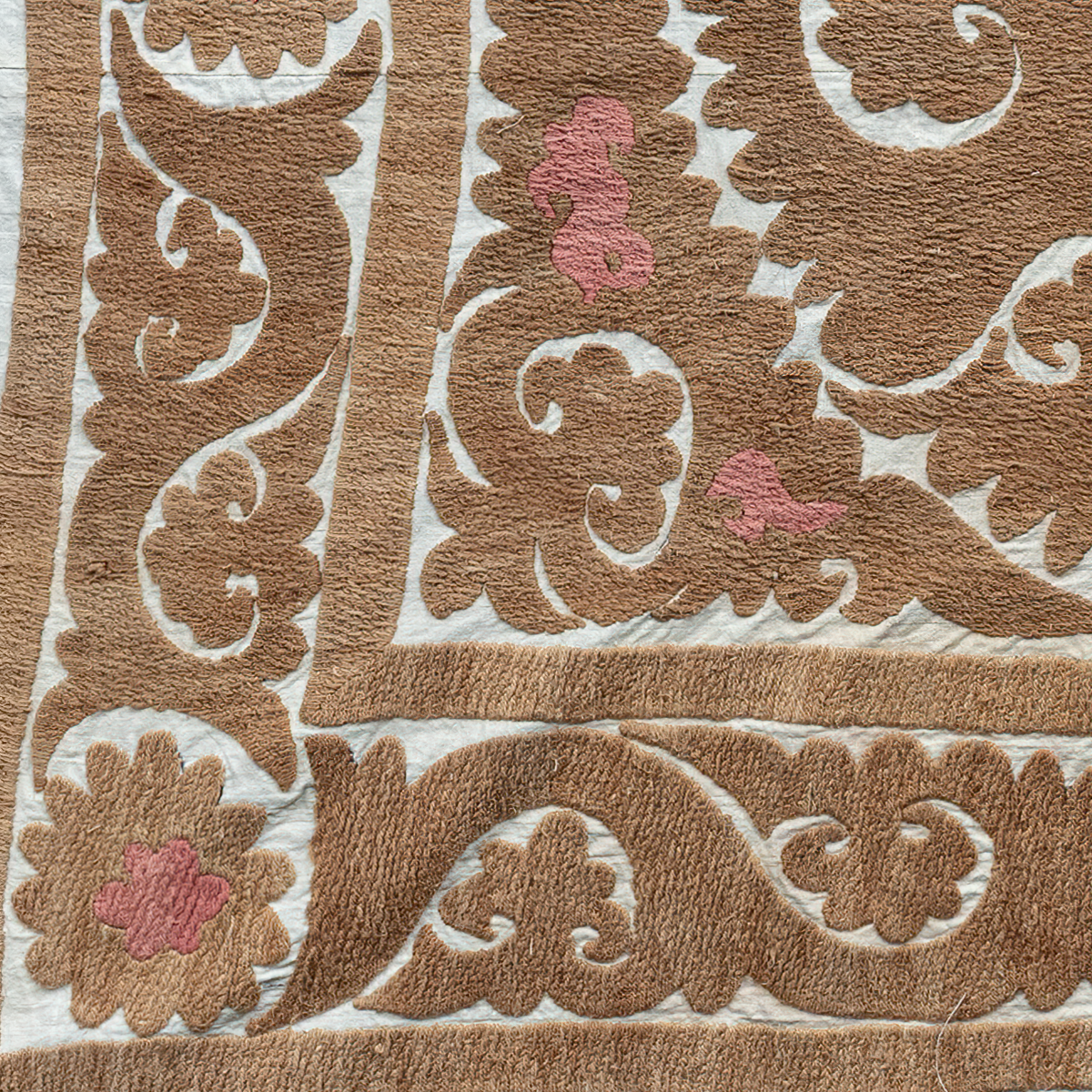 Small rectangular cotton Suzani camel and pinkhanging/bedspread, Uzbekistan circa 2000