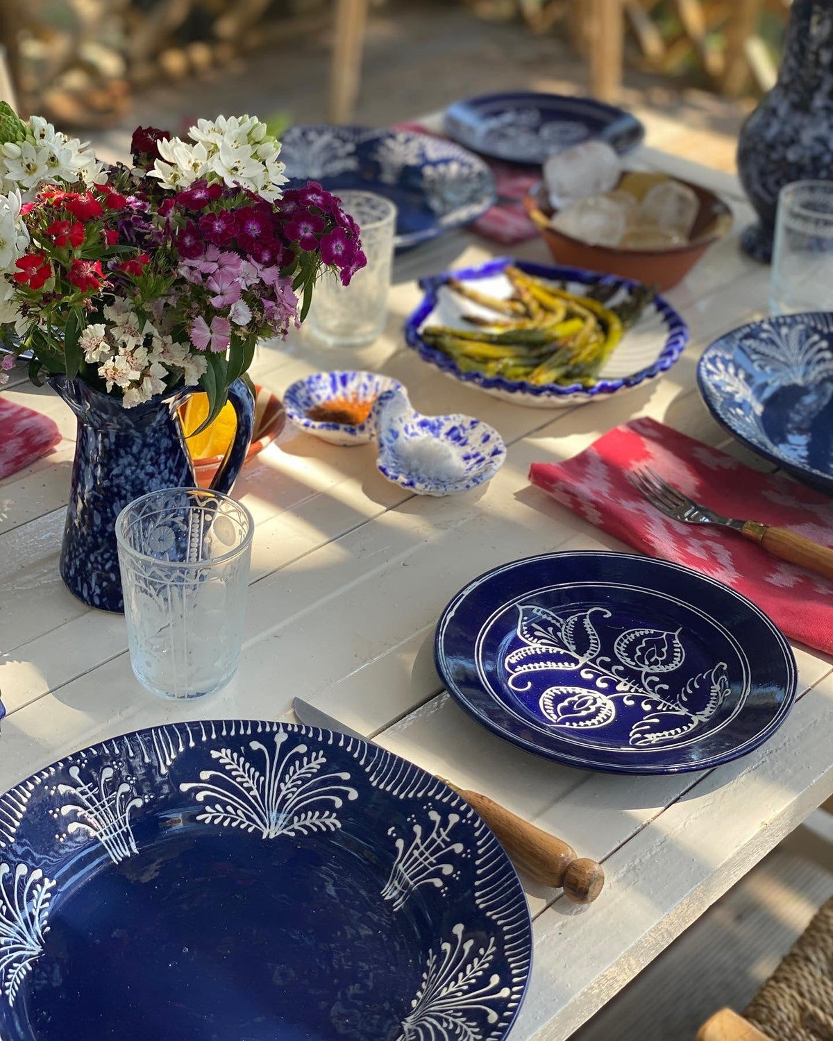 Cobalt Tulip Dessert Plate